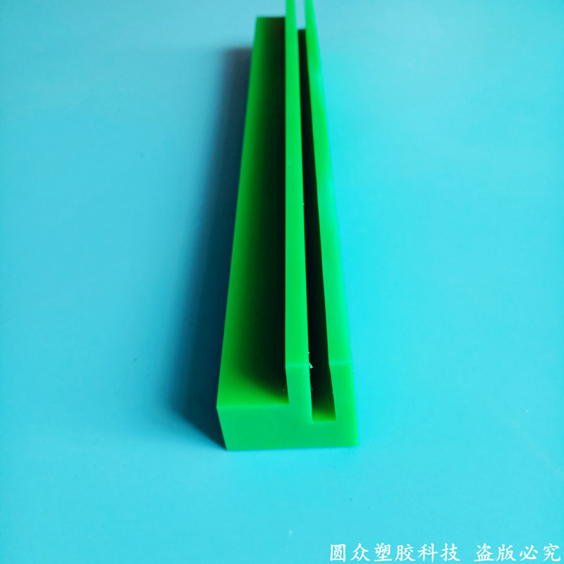 螺旋鏈板提升機(jī)用耐磨�?.jpg cha